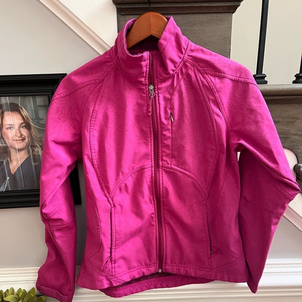 Double Diamond Fuschia Lined Warm Up Jacket sz S EUC